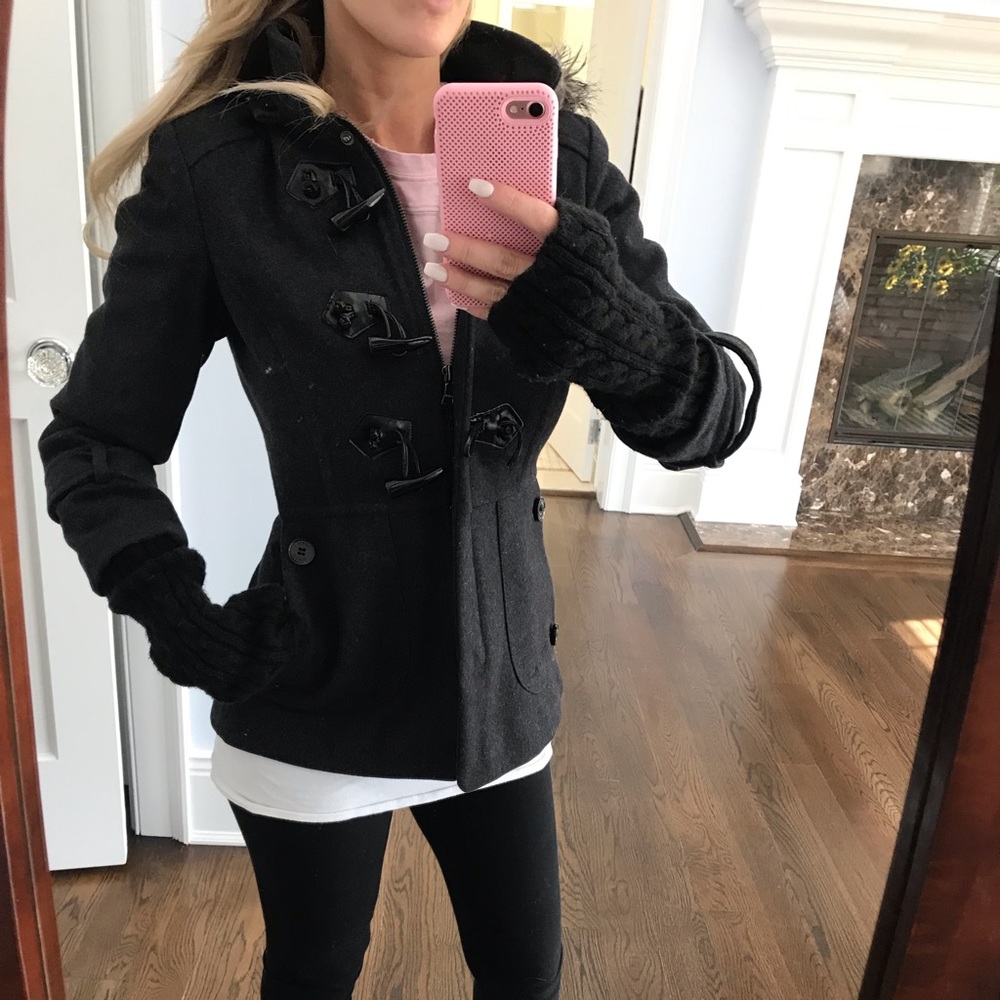 Charcoal guess coat with fur hood xs